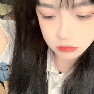 戏里戏外的世界：《戏台》的隐喻与讽刺